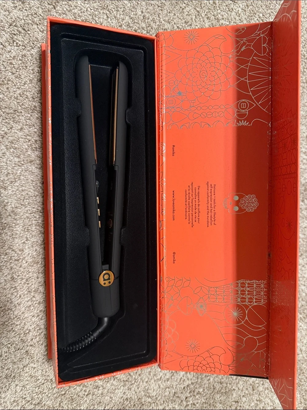 amika Black Flat Iron The Confidante